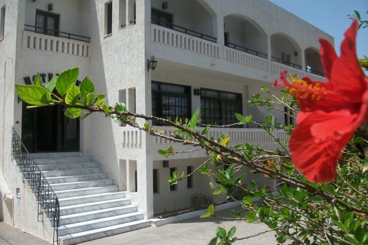 Efi Hotel Malia Exterior foto